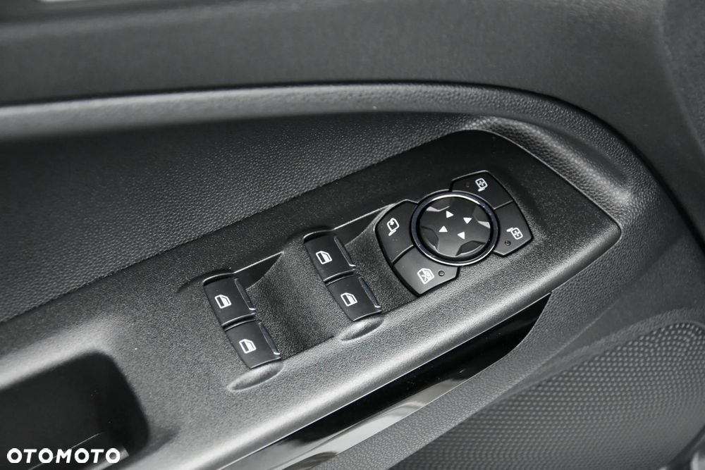 Ford EcoSport 1.0 EcoBoost ST-LINE - 28