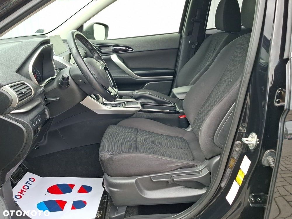 Mitsubishi Eclipse Cross 1.5 T Invite Plus CVT - 11