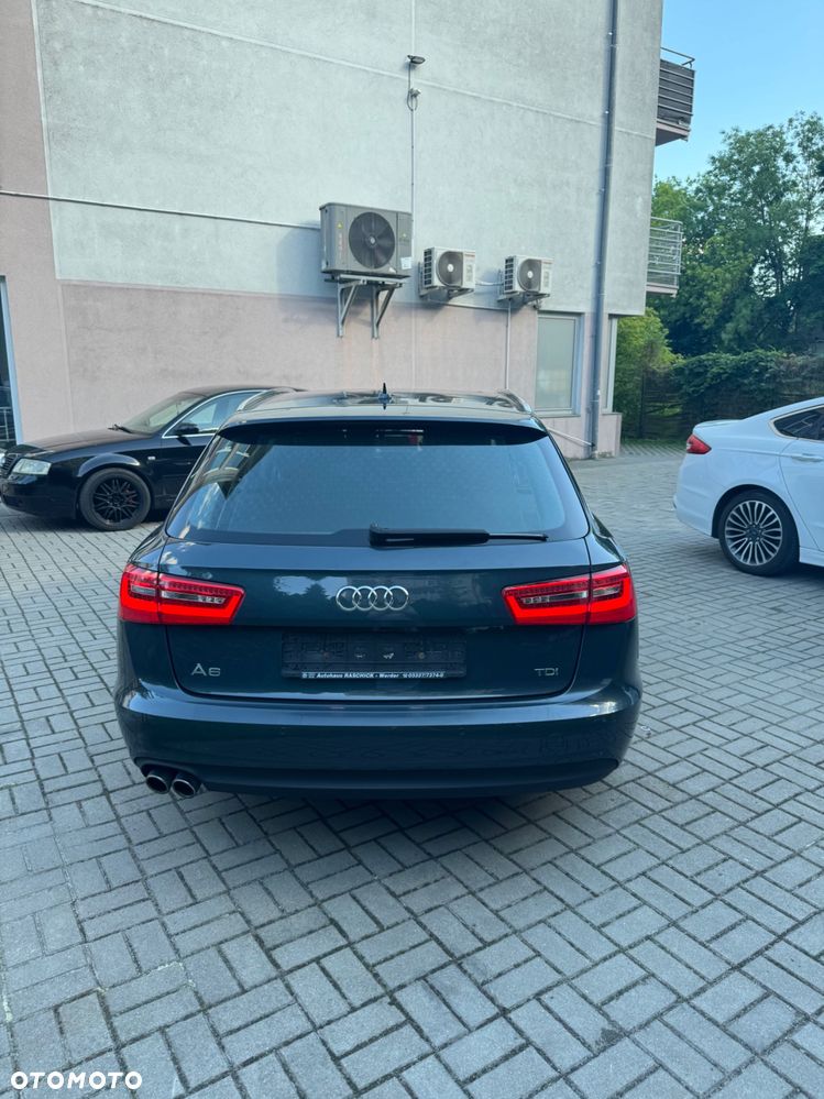 Audi A6 Avant - 4