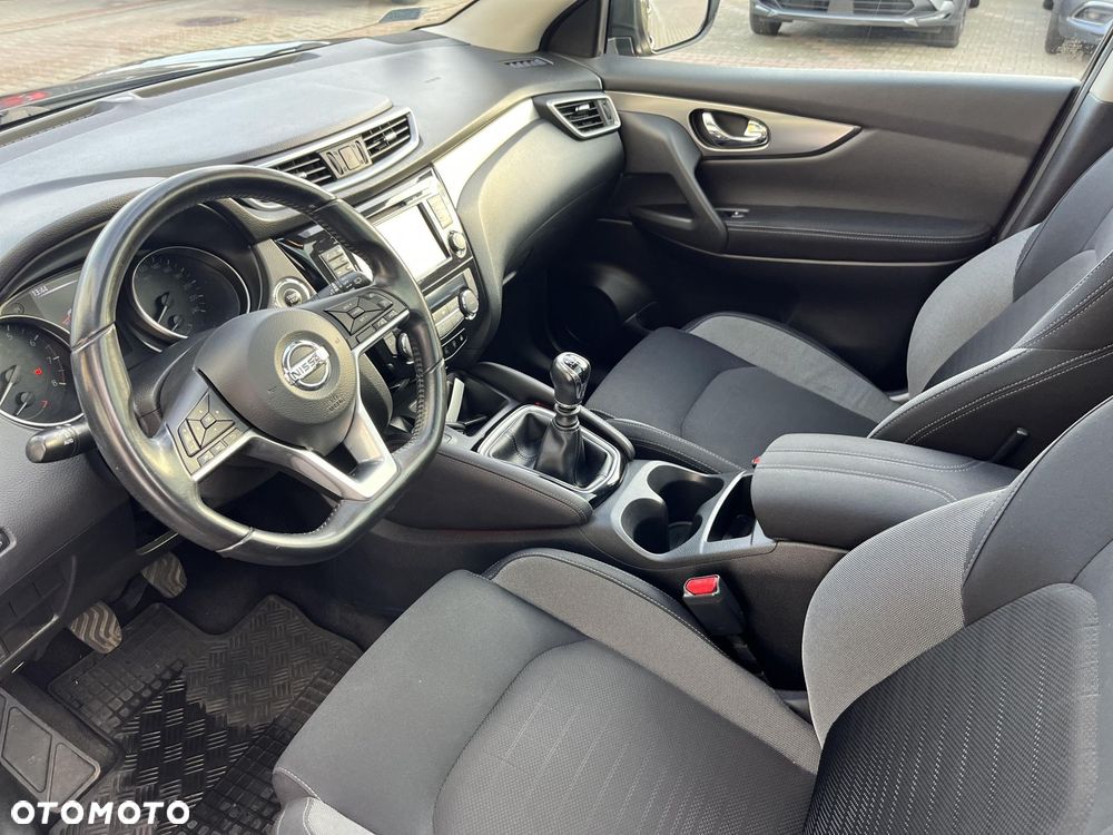 Nissan Qashqai 1.6 DIG-T N-Connecta - 9