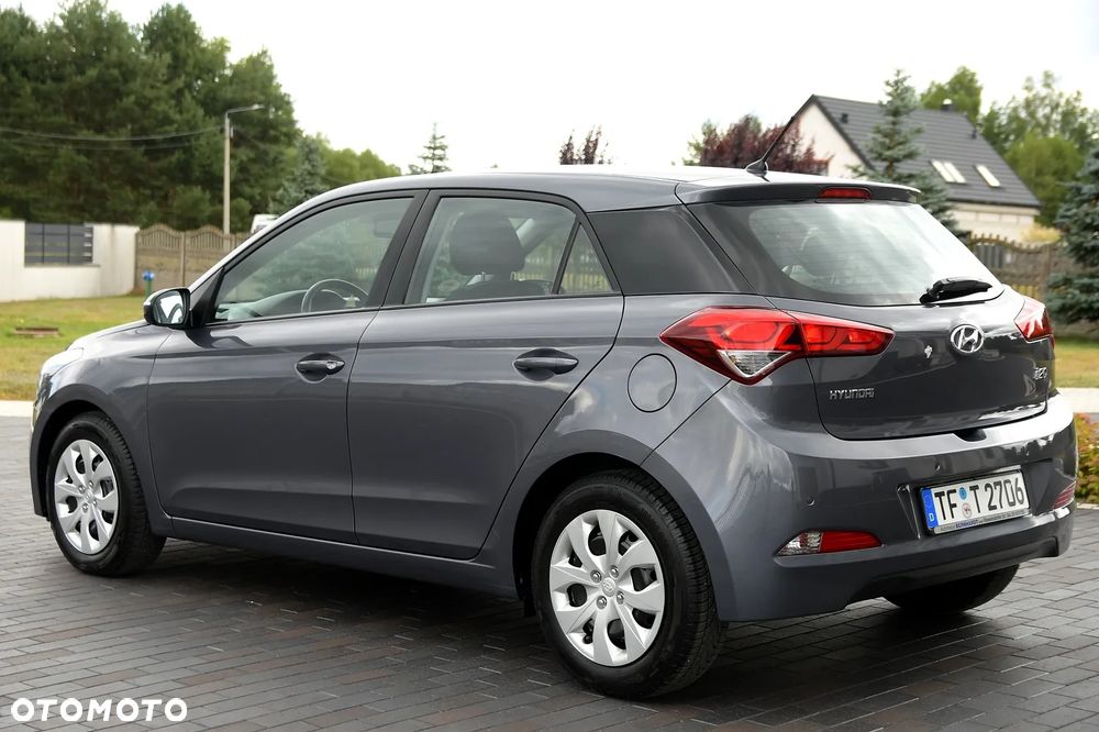 Hyundai i20 1.2 YES Gold - 4