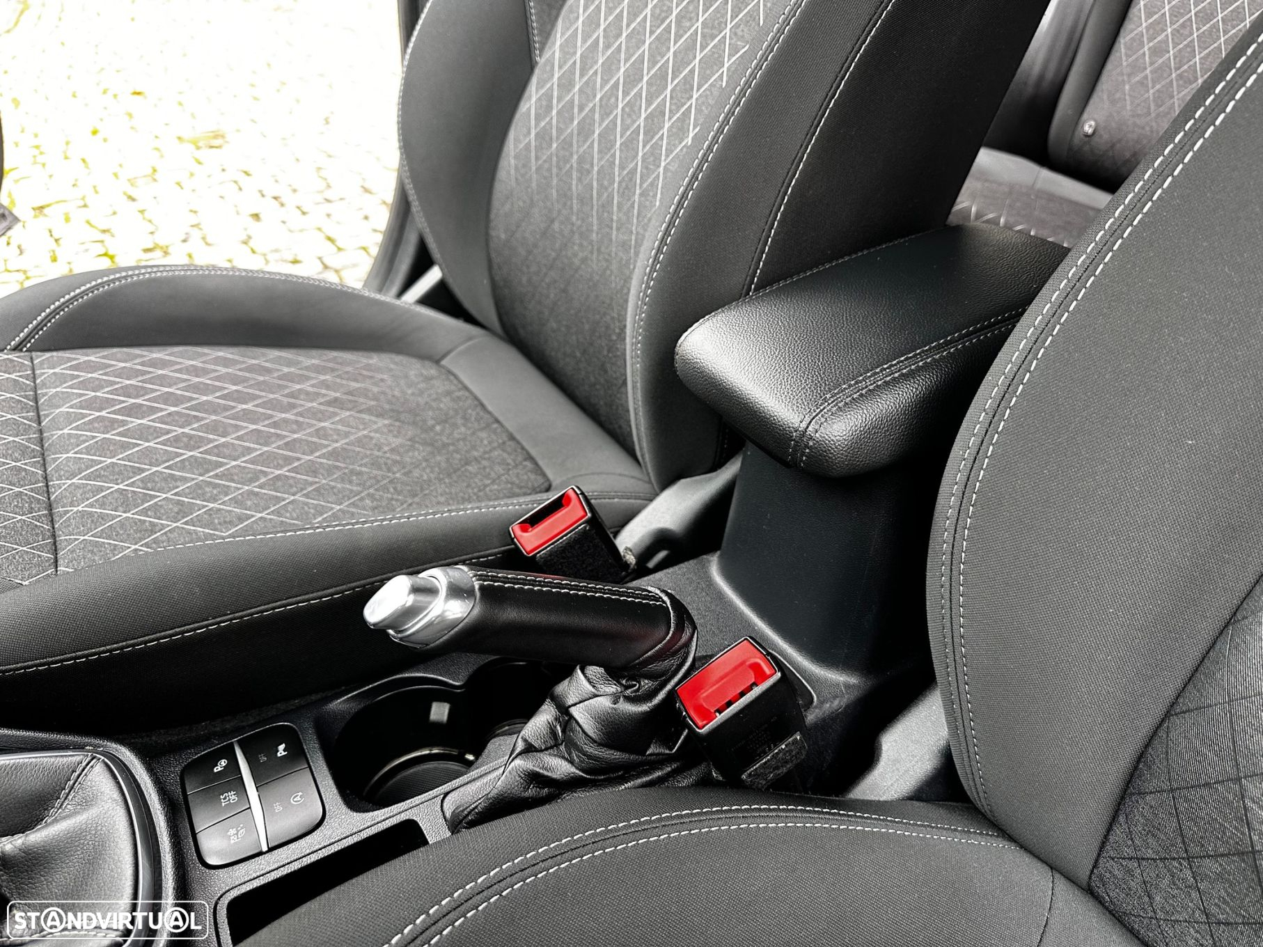 Ford Fiesta 1.0 EcoBoost Active+ - 25