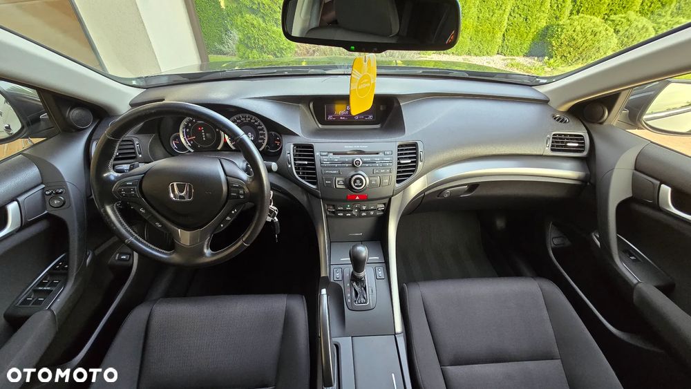Honda Accord - 27