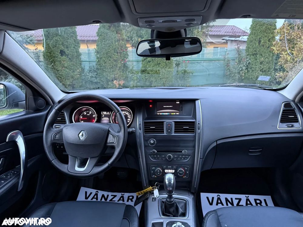 Renault Latitude 2.0 dCi Luxury - 6