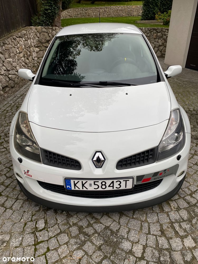 Renault Clio - 8