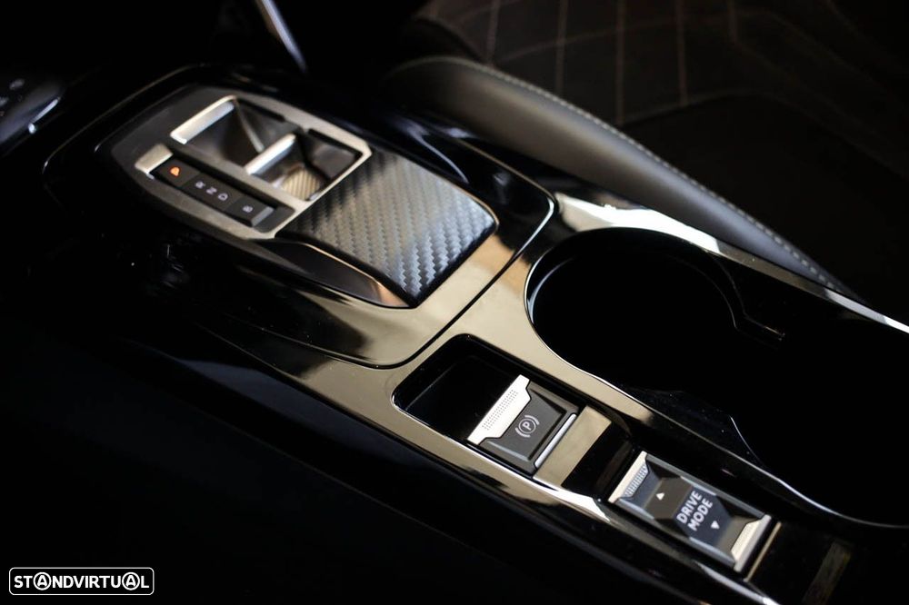 Peugeot e-2008 50 kWh GT - 17