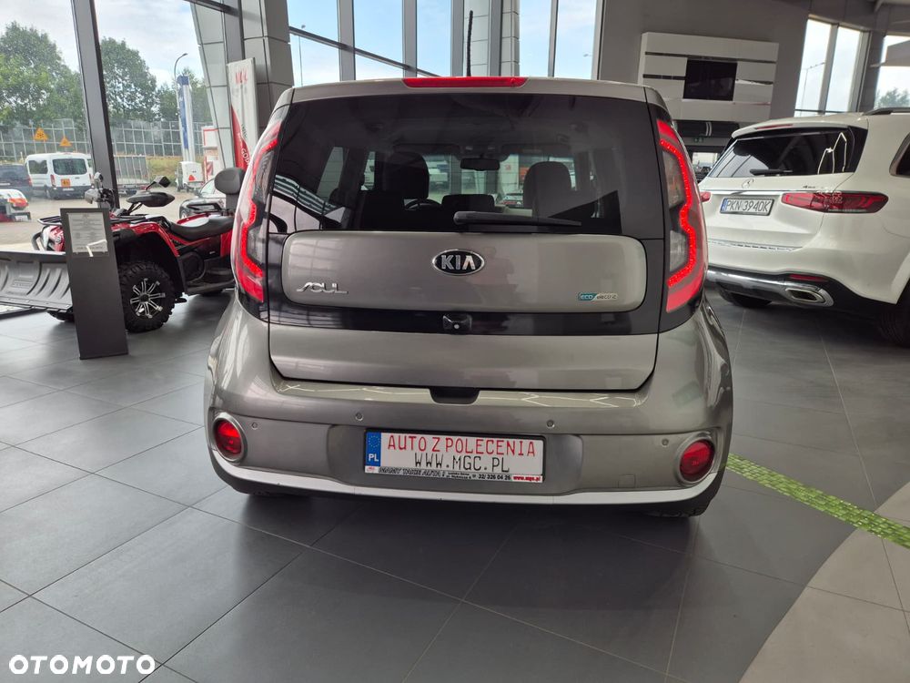 Kia Soul Play - 8