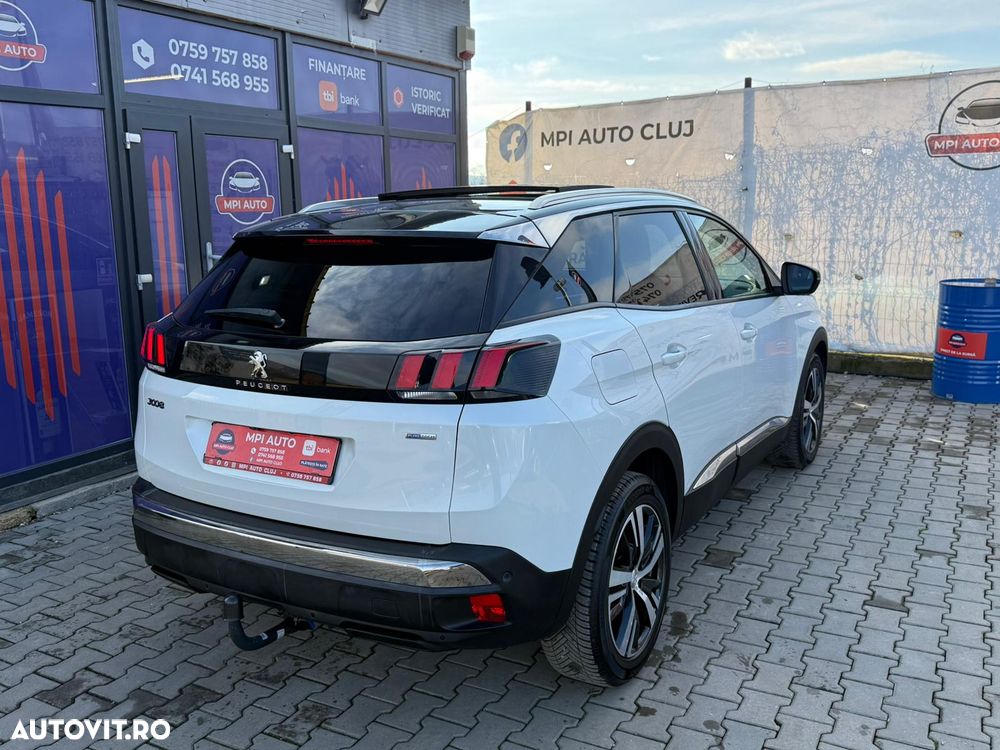 Peugeot 3008 PureTech 130 Stop & Start GPF Allure Pack - 11