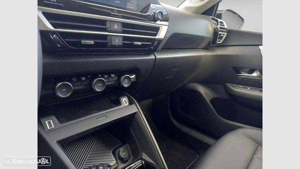 Citroën e-C4 54 kWh Autonomia Alargada Max - 32