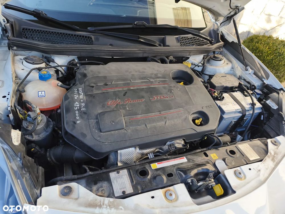 Alfa Romeo Giulietta 2.0 JTDM Exclusive - 23