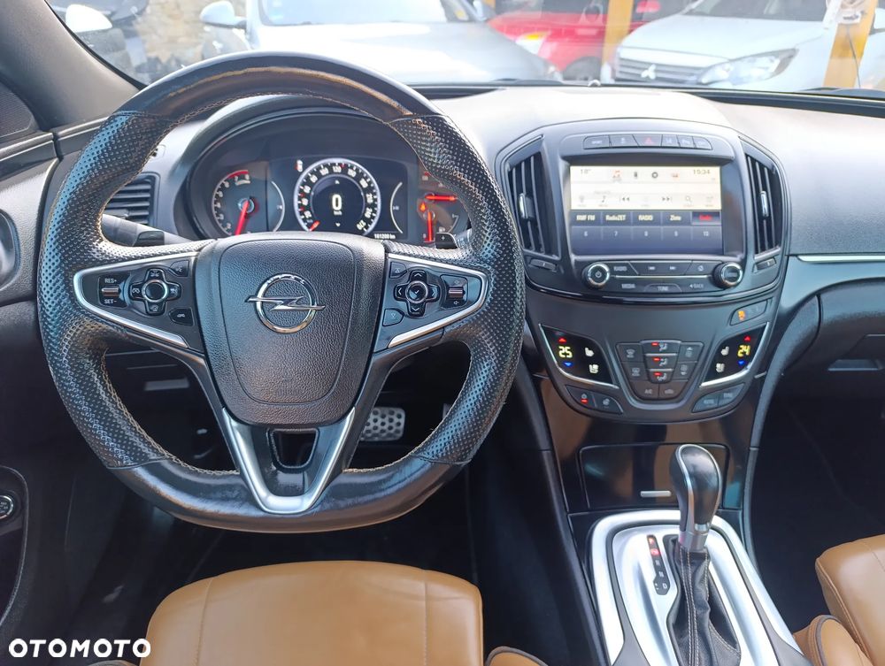 Opel Insignia 2.0 ECOTEC DI Turbo Business Innovation - 19