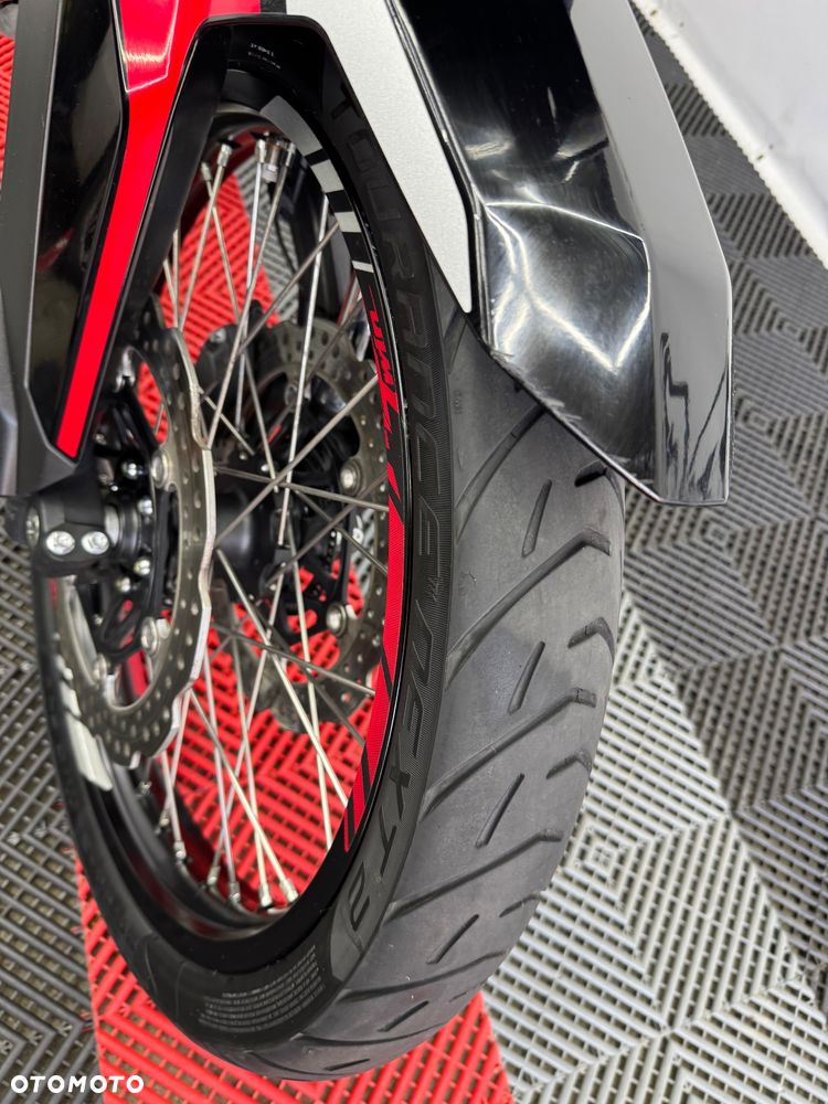 Honda CRF - 38