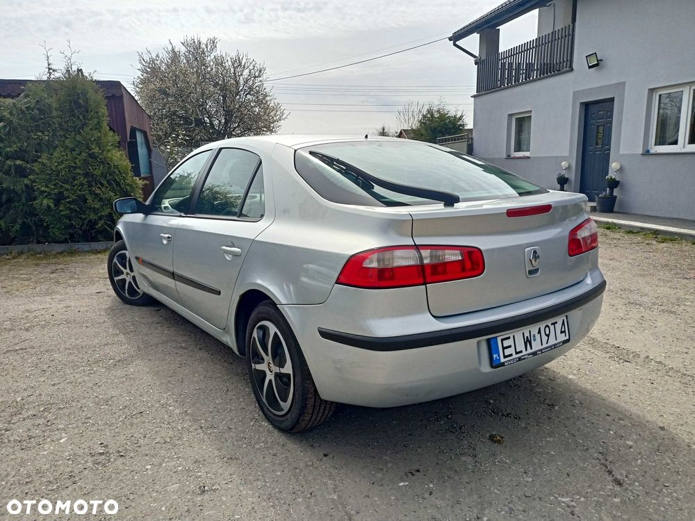 Renault Laguna - 4