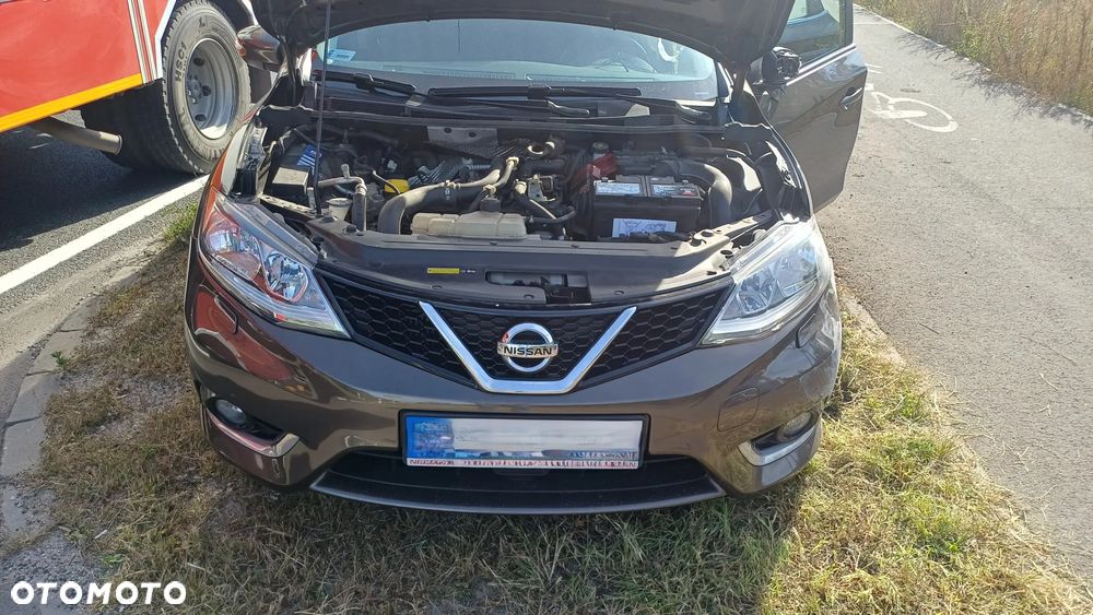 Nissan Pulsar 2014 photo 2
