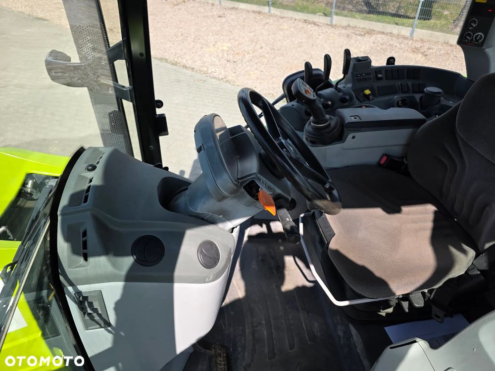 Claas Arion 420 2015R - 16