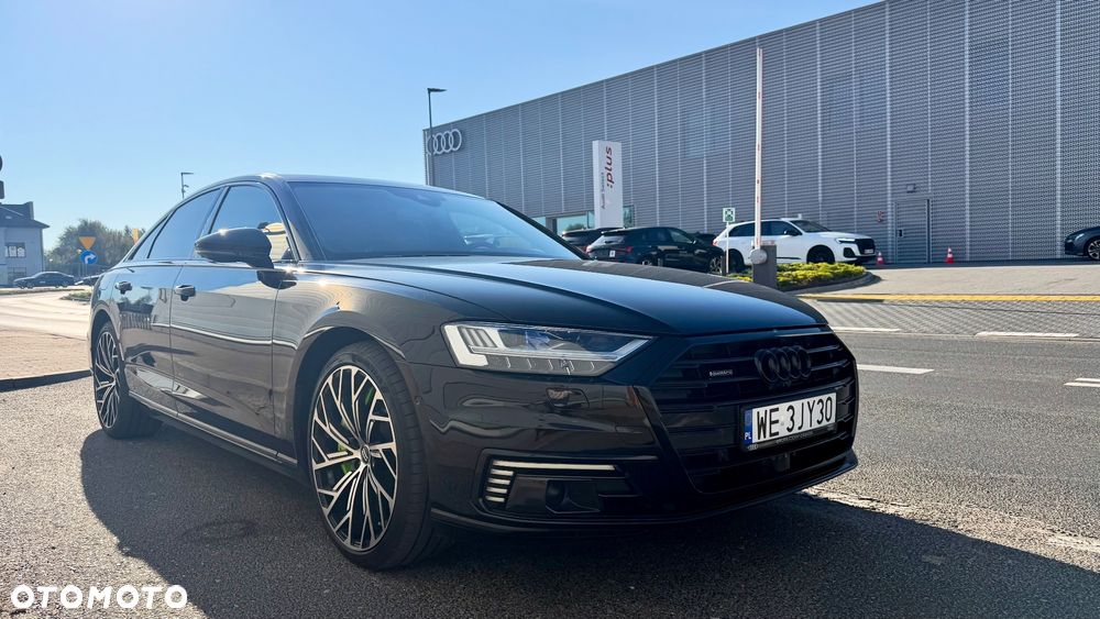 Audi A8 - 7
