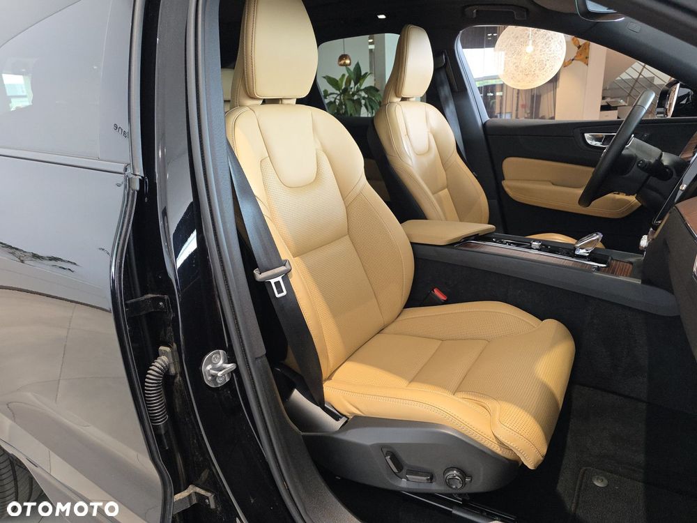 Volvo XC 60 - 17
