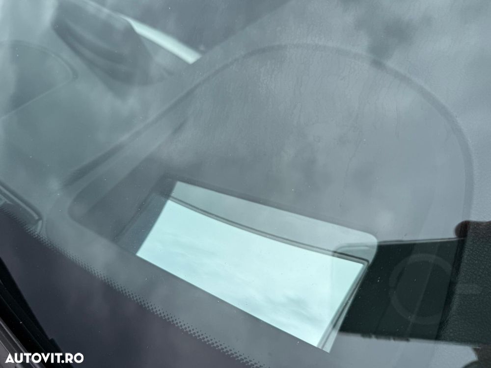 BMW Seria 3 325d Aut. Advantage - 9