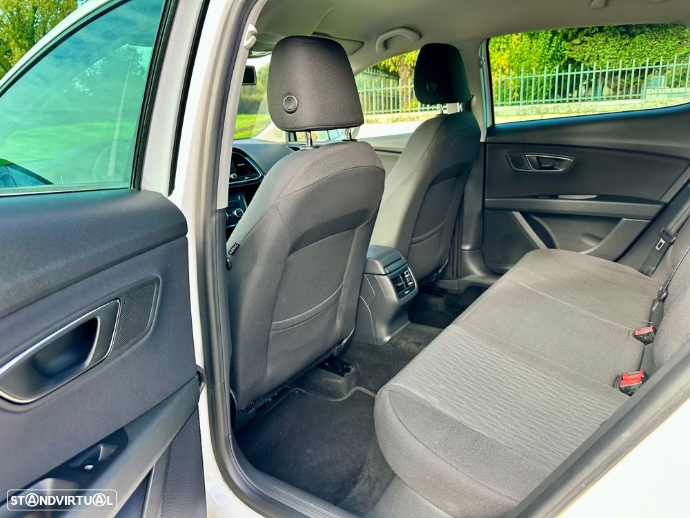 SEAT Leon 1.6 TDI Style Ecomotive - 22