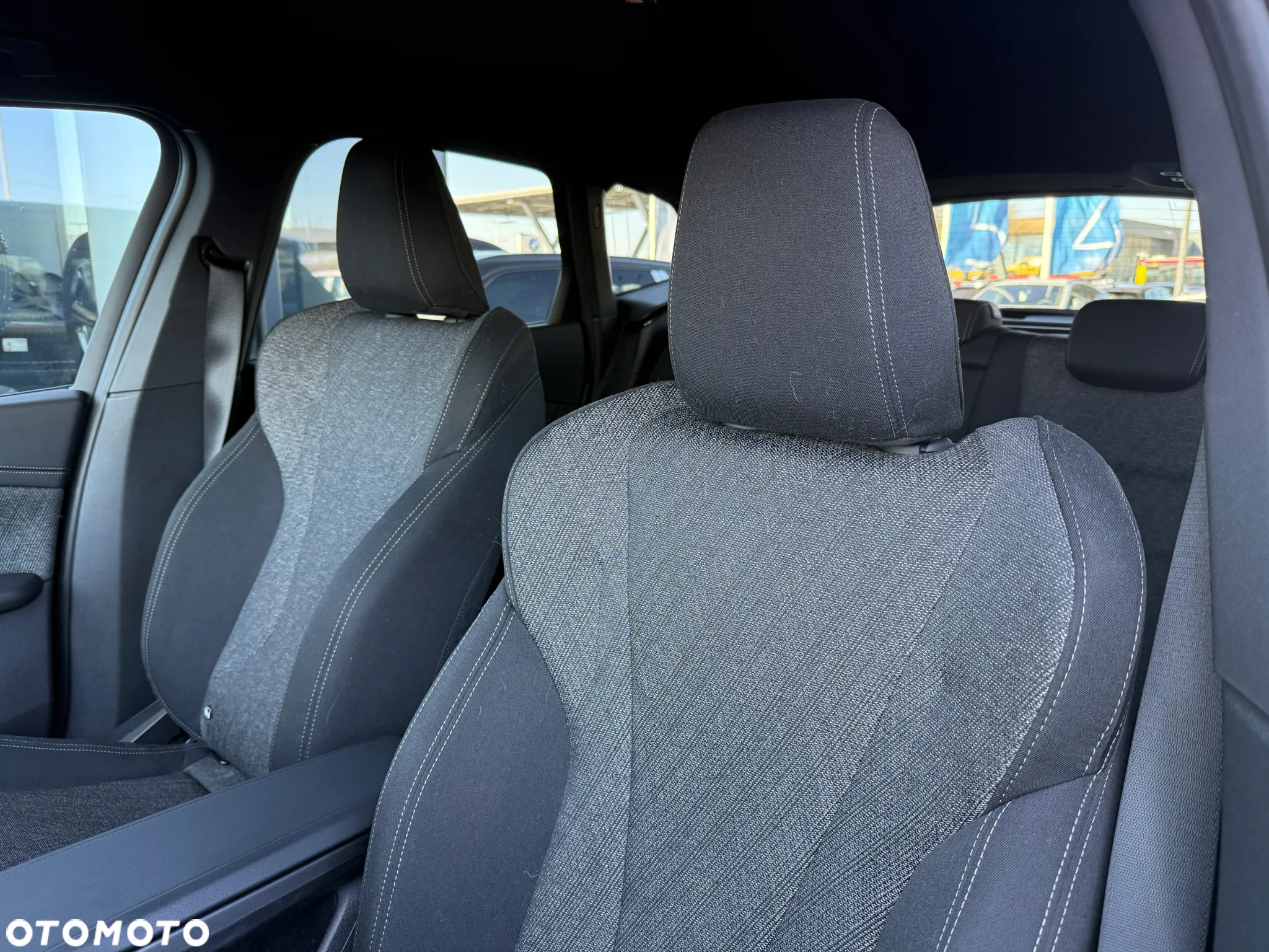 BMW Seria 2 218i - 16