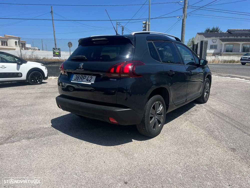 Peugeot 2008 1.6 BlueHDi Style - 18
