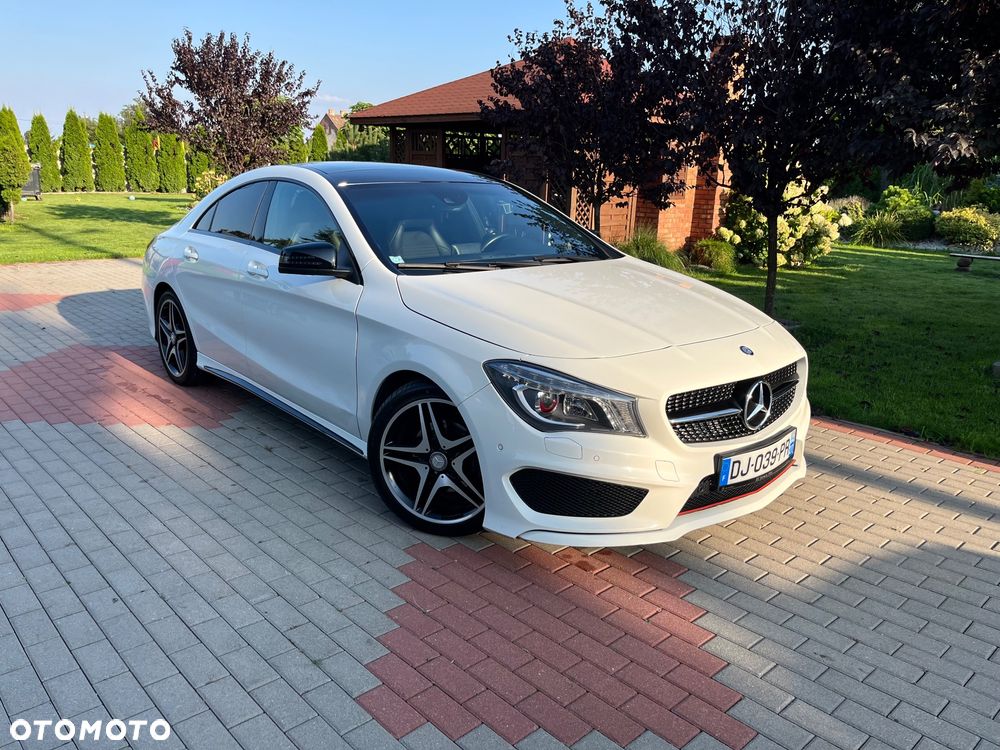 Mercedes-Benz CLA 200 CDI 7G-DCT AMG Line - 4