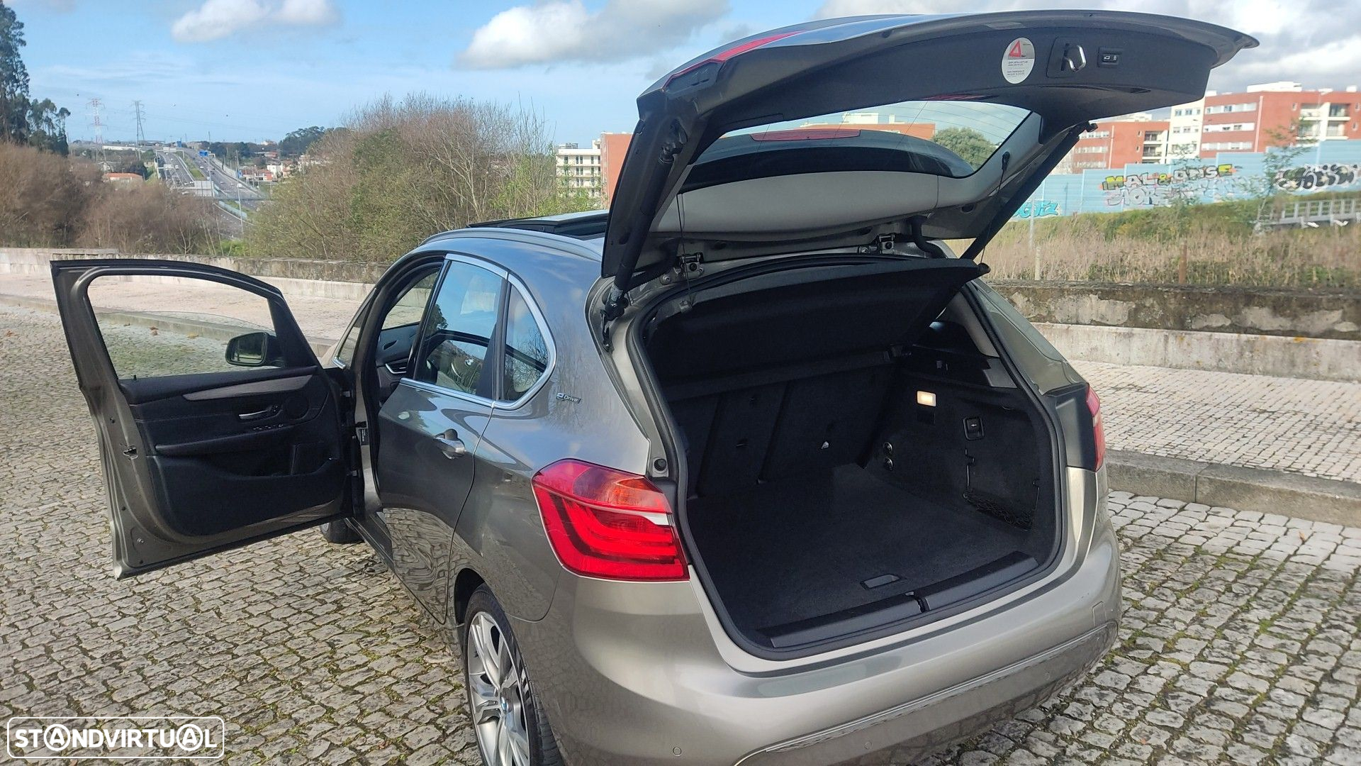 BMW 225xe Active Tourer Line Luxury - 20