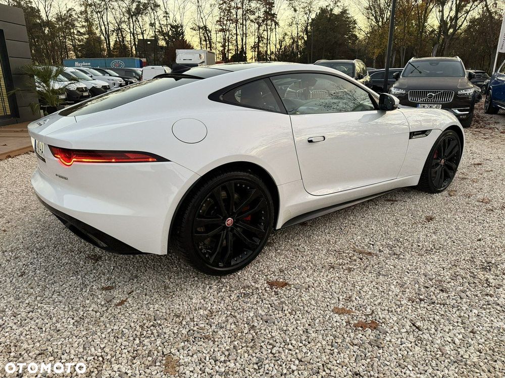 Jaguar F-Type - 23