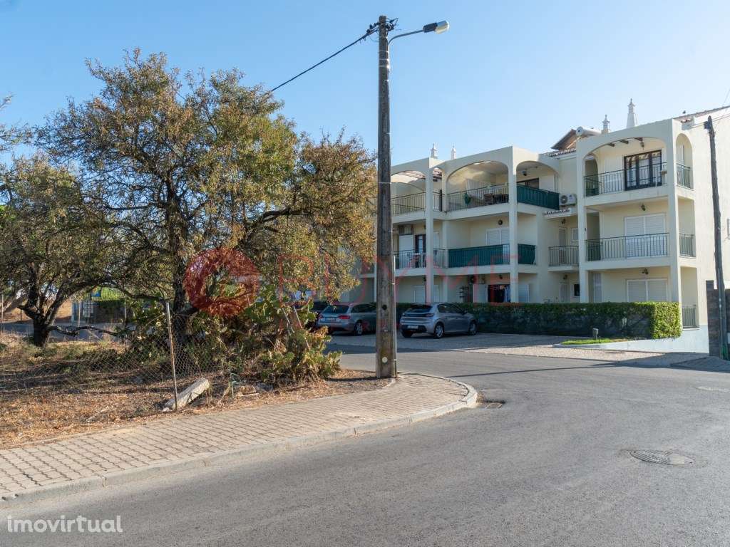 Lote de Terreno Multifuncional em Quarteira - Oportunidade Única pa... - Grande imagem: 2/12