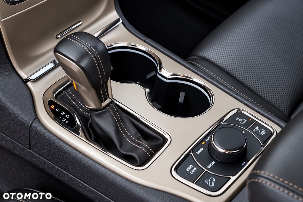 Jeep Grand Cherokee Gr 3.0 CRD Summit - 24