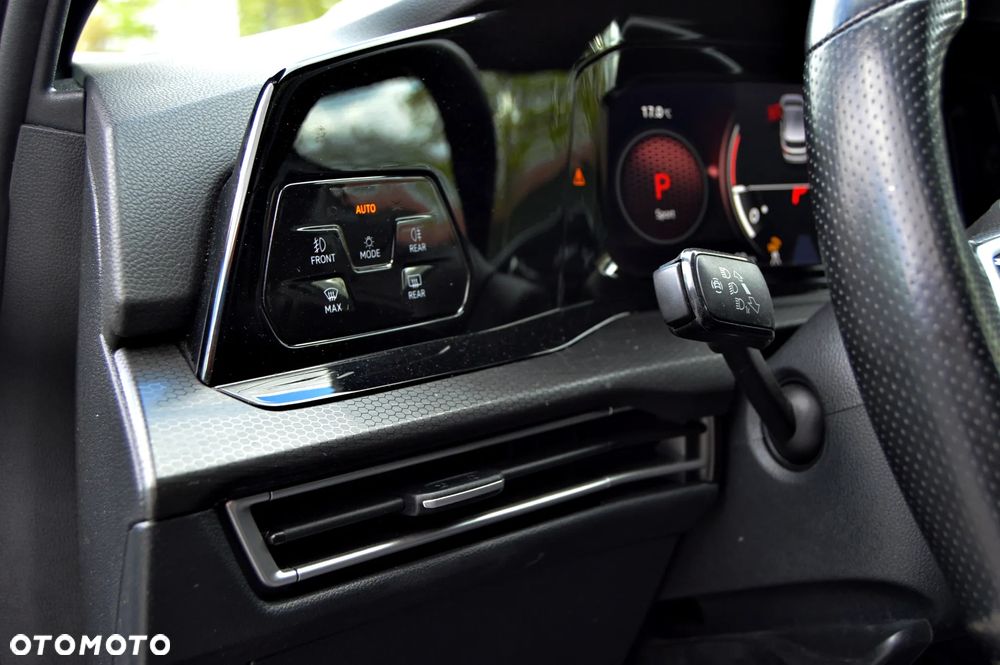 Volkswagen Golf 2.0 TSI GTI DSG - 12