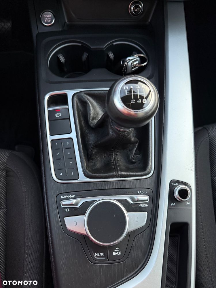 Audi A4 Allroad 2.0 TDI Quattro - 27