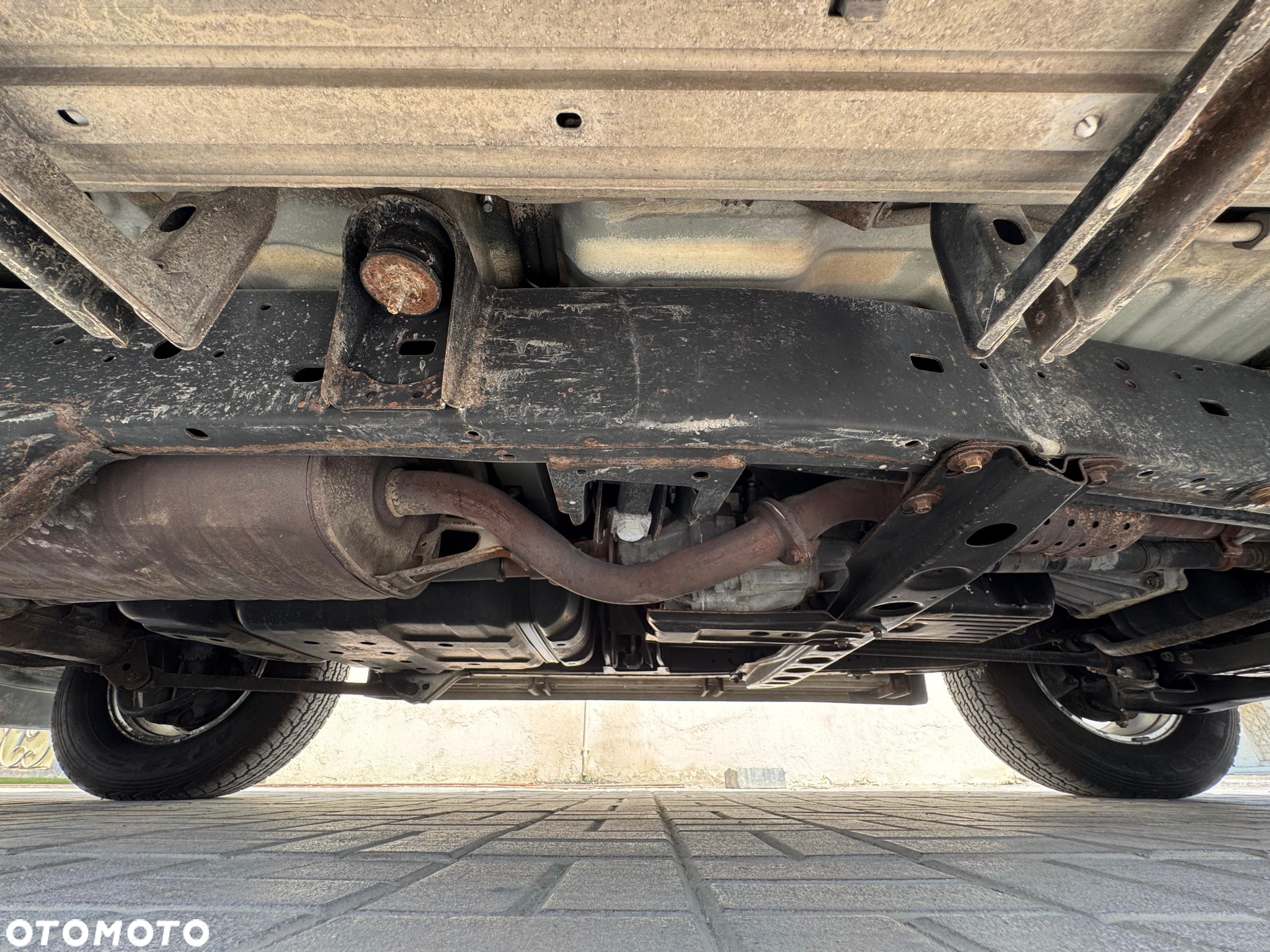 Toyota Land Cruiser - 21