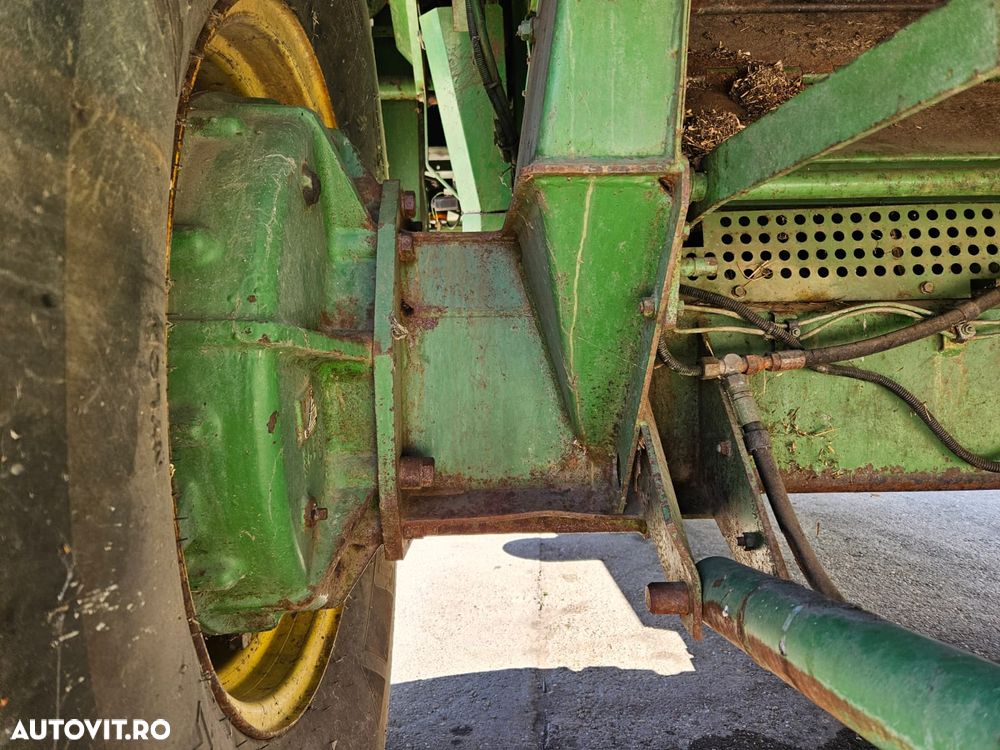 John Deere 2254 - 11