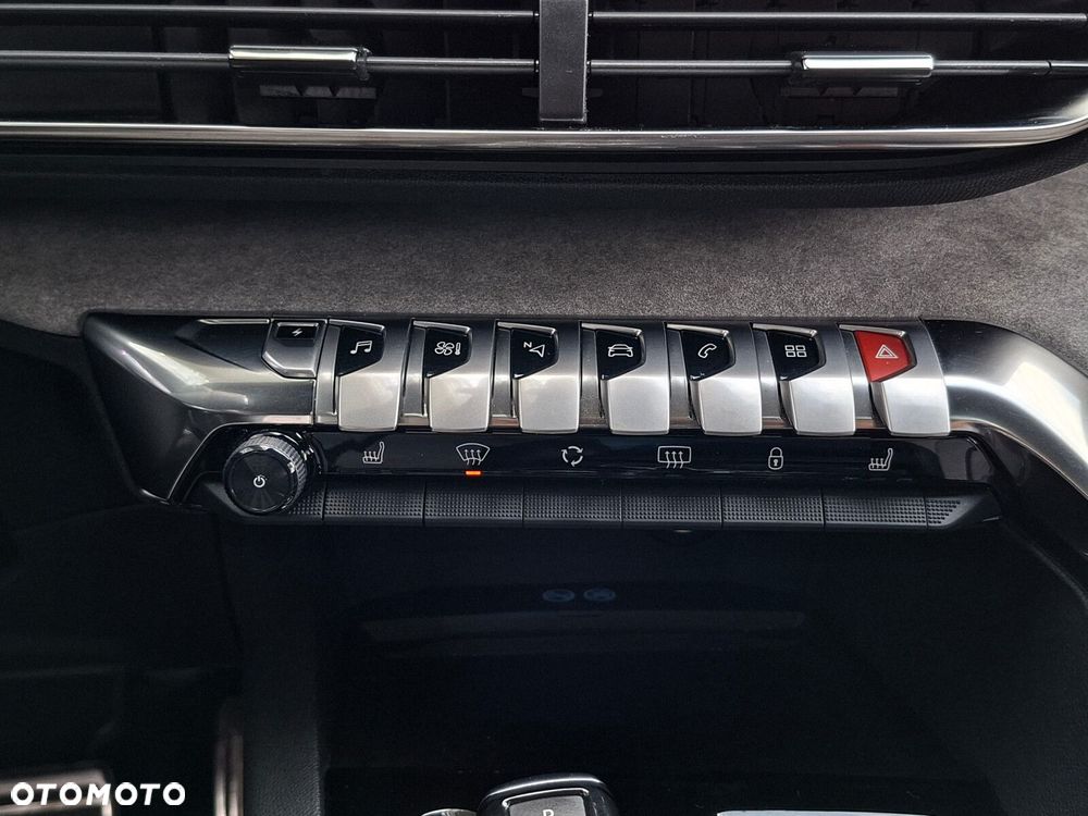 Peugeot 3008 - 29
