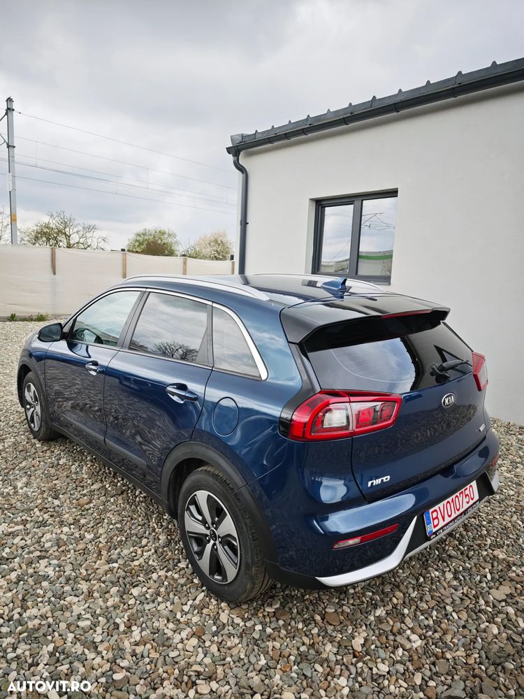 Kia Niro 1.6 GDI 2WD Aut. Spirit - 8