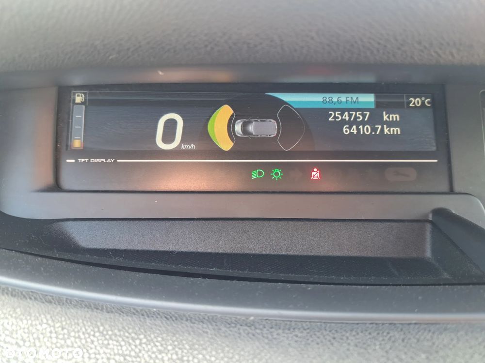 Renault Scenic dCi 110 Xmod Paris - 12