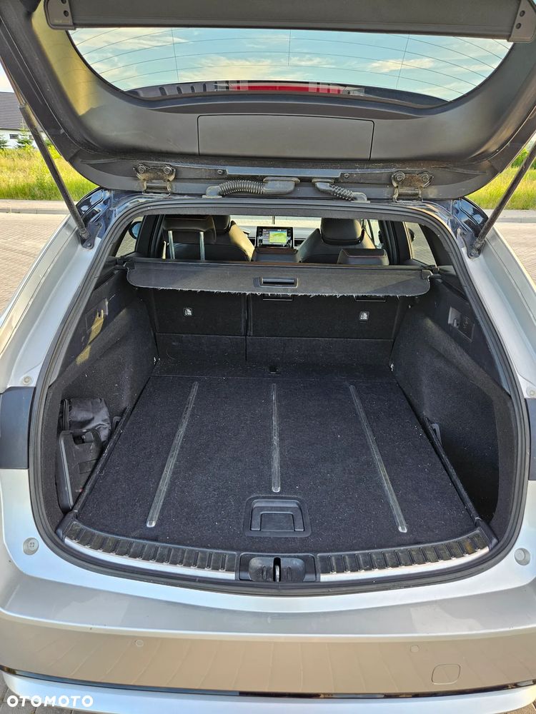 Toyota Corolla 1.8 Hybrid Selection - 19