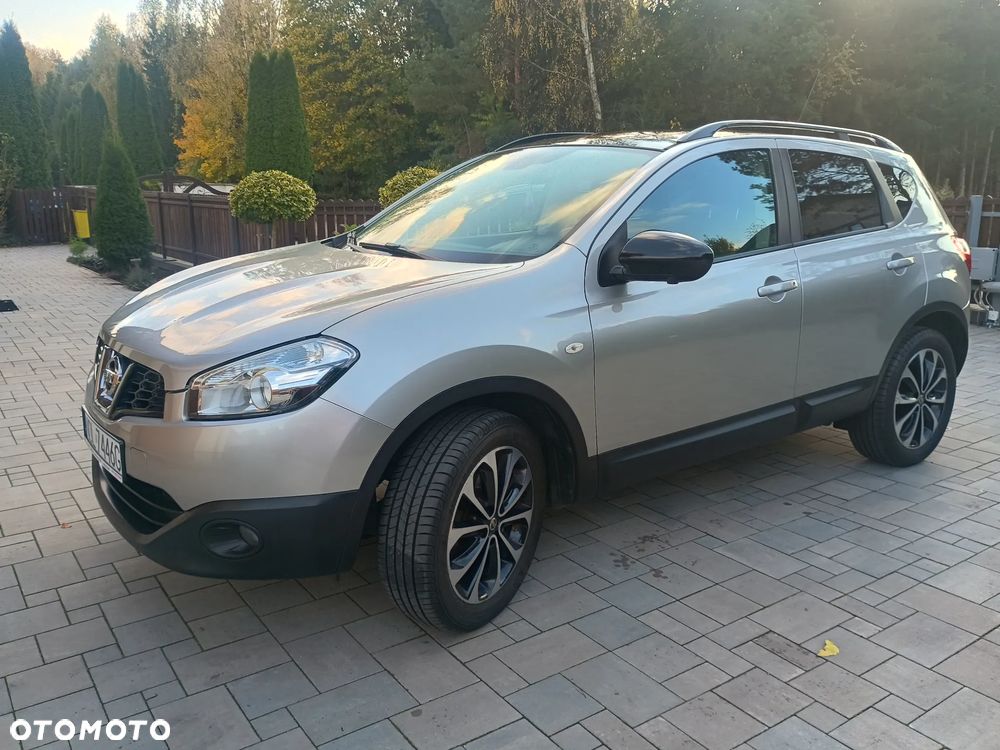 Nissan Qashqai - 2