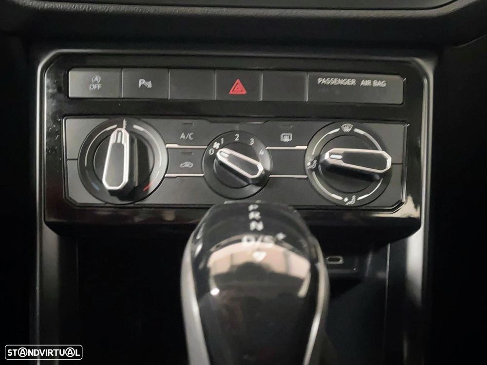 VW T-Cross 1.0 TSI Life DSG - 29