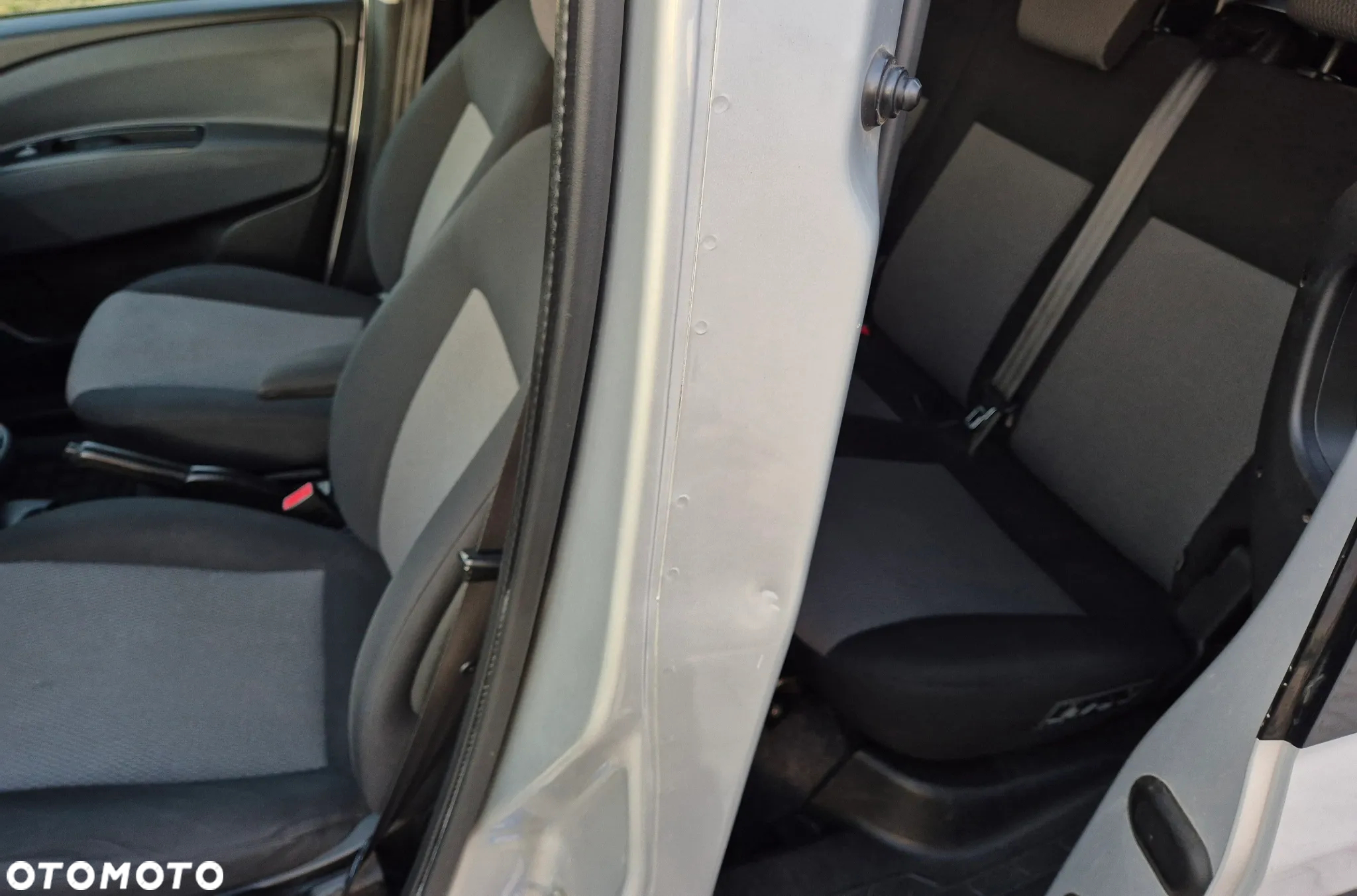 Fiat Doblo 2.0 Multijet 16V Emotion - 20