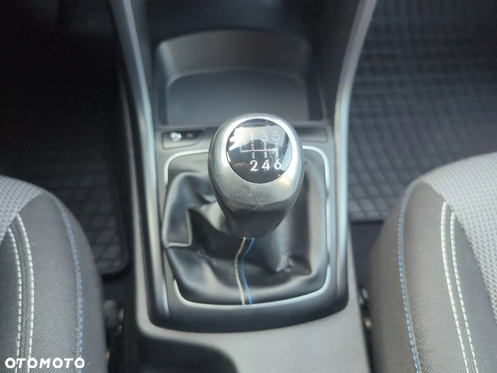 Hyundai i30 1.6 D Premiere Style - 25