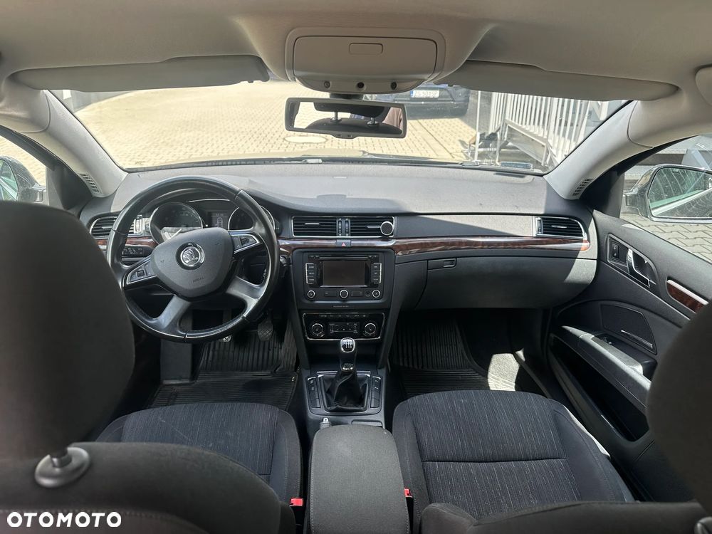 Skoda Superb 1.8 TSI Elegance - 9