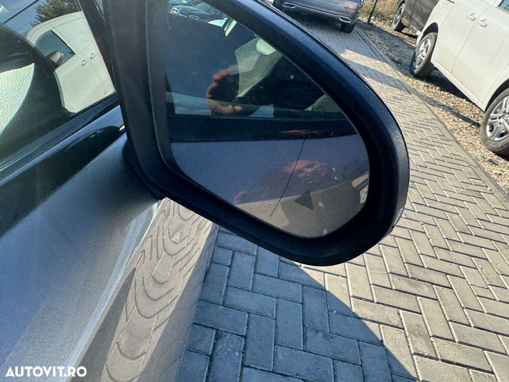 Mercedes-Benz A ver-200-7g--dct-amg-line - 27