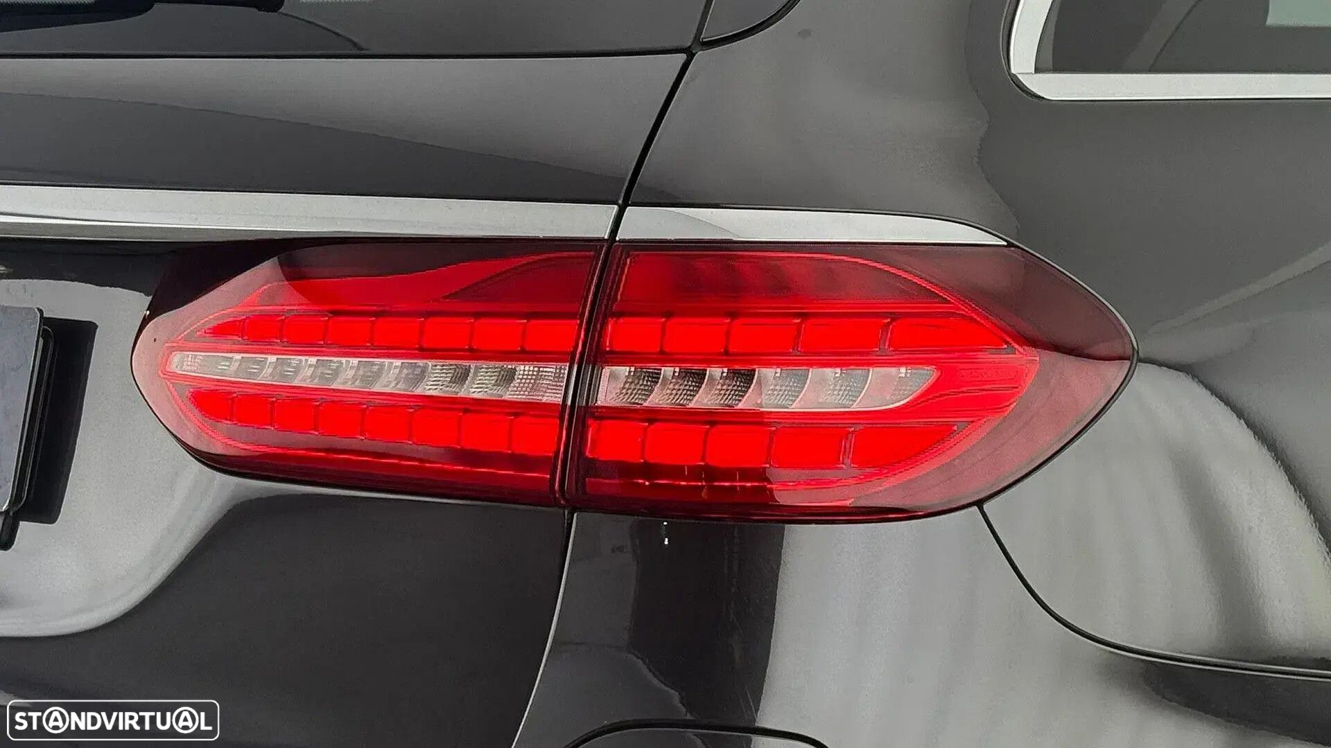 Mercedes-Benz E 300 - 13