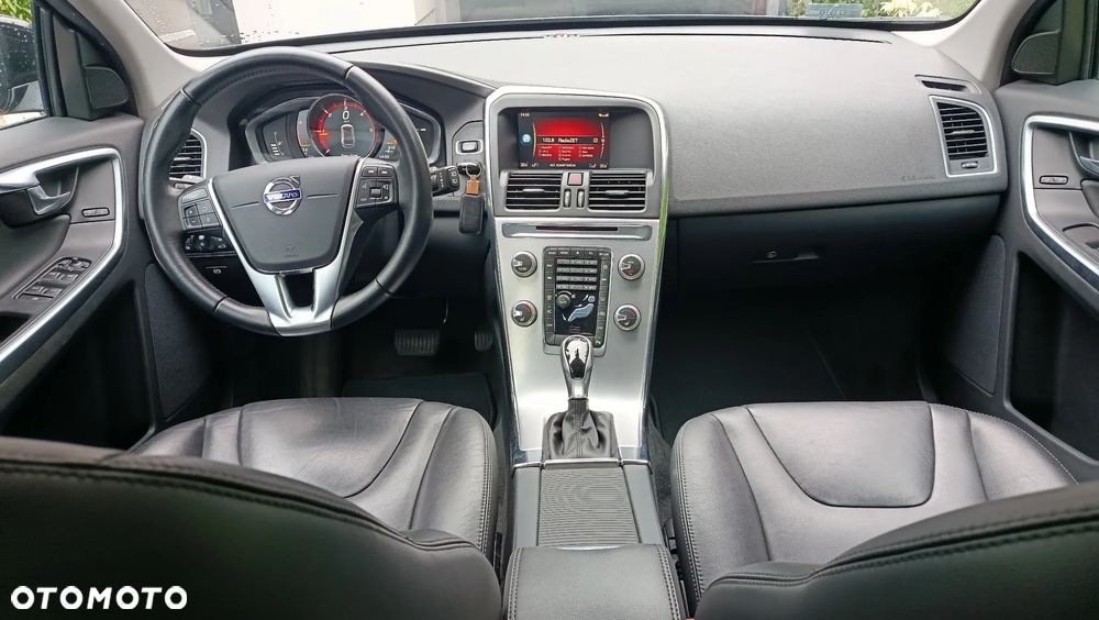 Volvo XC 60 D4 Drive-E Summum - 4