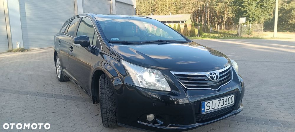 Toyota Avensis 2.2 D-4D Sol plus Premium - 5