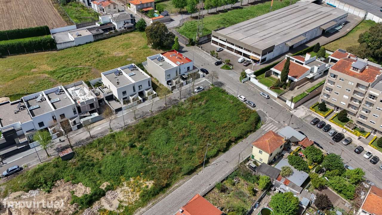 Lotes Moradias 2 e 3 Frentes, em Águas Santas, Prontos a Construir - Grande imagem: 3/25
