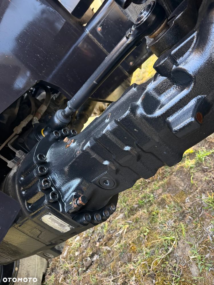 Haulotte HTL 4017 Ładowarka Teleskopowa Dźwig 17m. z Bocianem 22m. Łyżka szufla. widły z Hydraulicznym posuwem! Maszyna z Komuny Norweskiej! Jak Nowa z Salonu. DEKRA aktualna na cały osprzęt! Kamera + szybkozłącze! Bocian 5m. Szybka wolna jazda! Pełna Dokumentacja Serwisowa! Opony zero zużycia! Zero luzów i wycieków! Stabilizatory 2ośie. Wielka Okazja 3430 mtg! Webasto. Gniazdo 220v. Bogata Wersja Norweska - 40