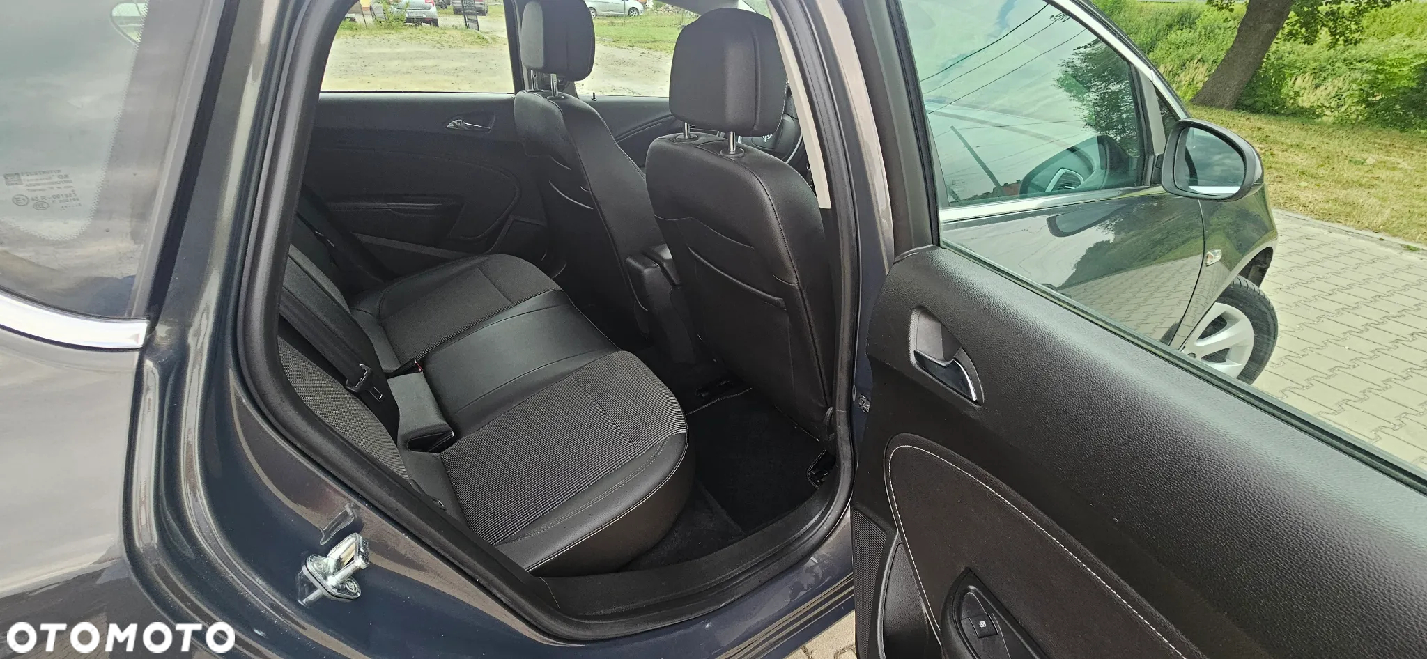 Opel Astra 1.4 Turbo Edition - 16